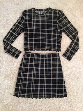 2 Piece Set, Mini Skirt and Matching Top, Black/Yellow Plaid, Size Medium